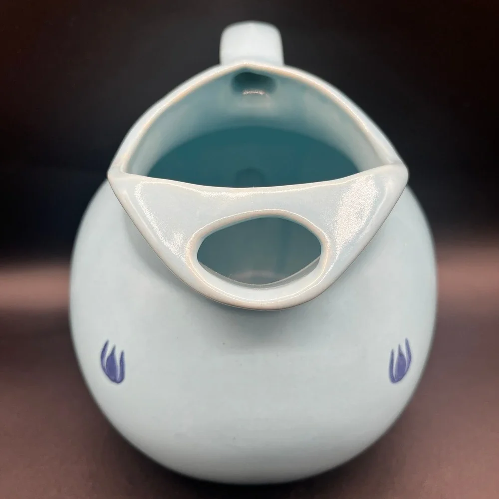 Blue USA Pottery‎ Farmhouse Tilt Ball Pitcher w/ Ice Lip 6.5